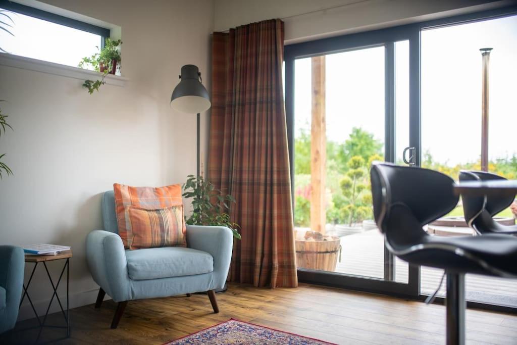 Peaceful Bothy Retreat Villa Nairn Exterior photo
